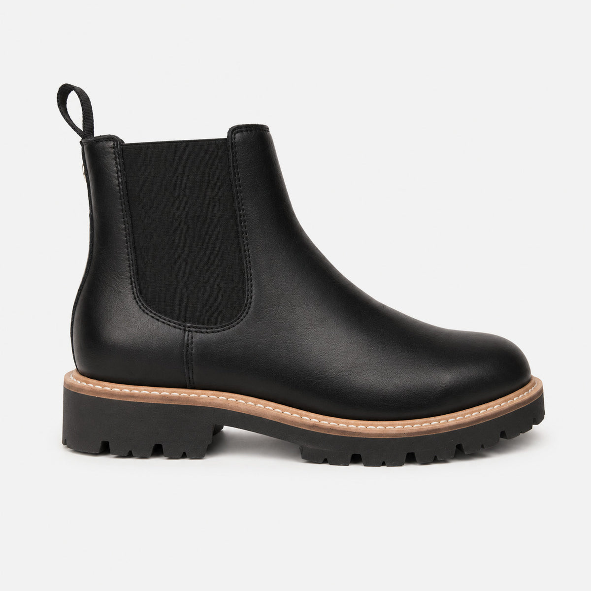 Go-To Lug Chelsea Boot 2.0 Black